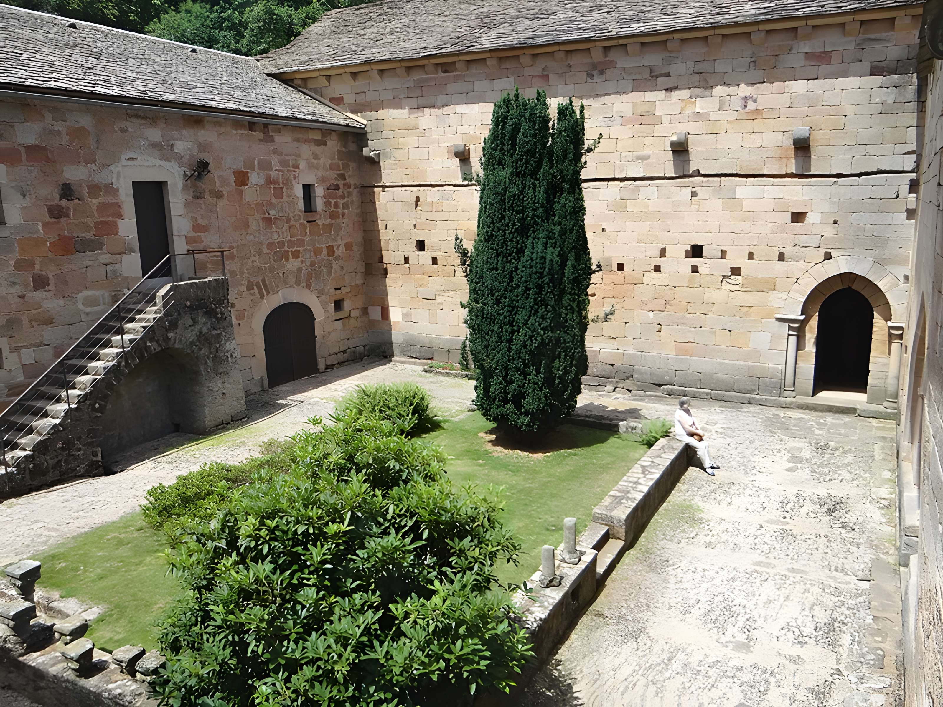 Prieuré de Comberoumal