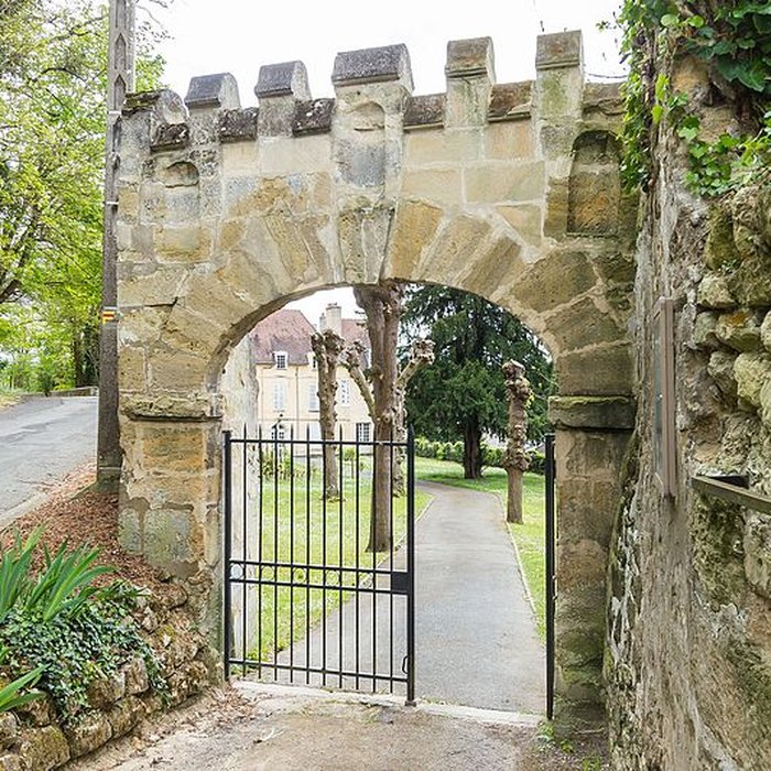 Photo de Porte crénelée du XVIIe siècle