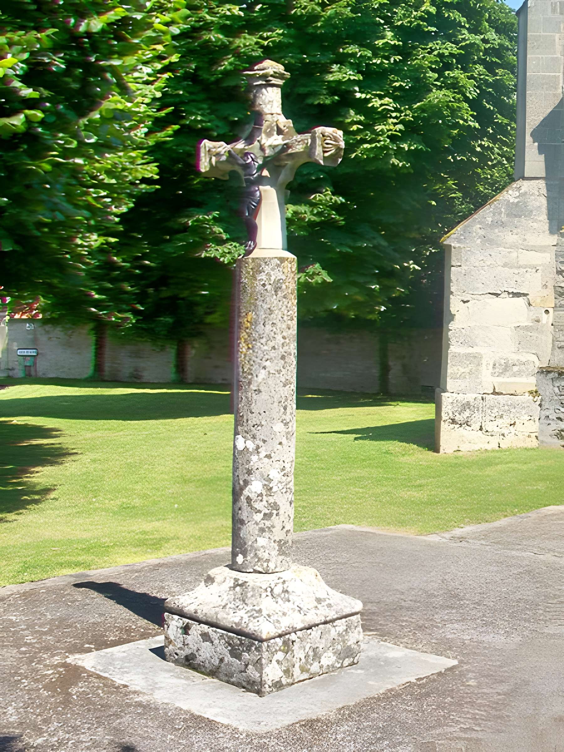 Croix de l'ancien cimetière