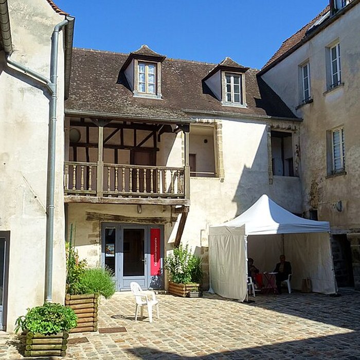 Photo de Relais de poste  , dit Hôtel du Croissant