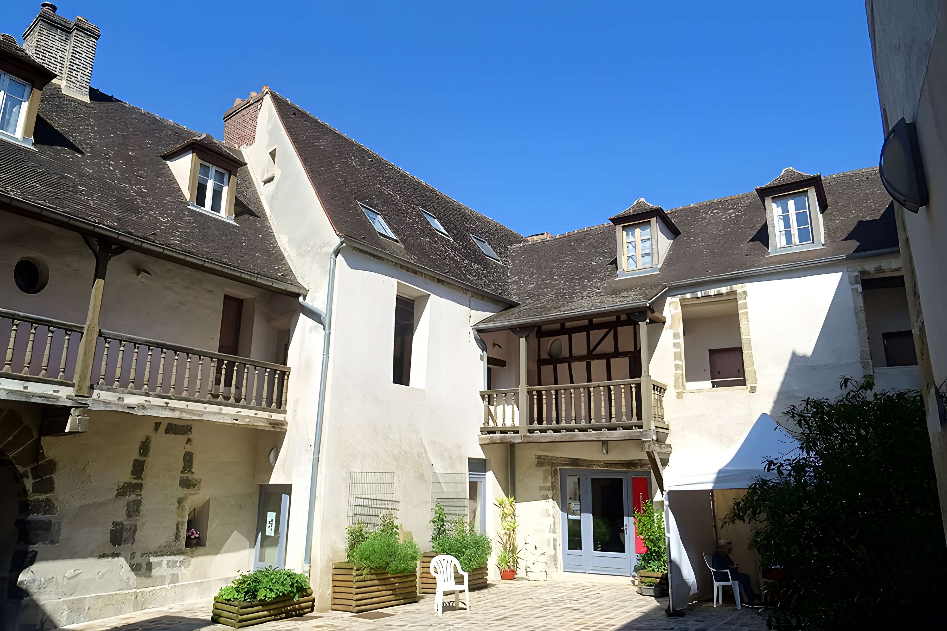 Relais de poste  , dit Hôtel du Croissant
