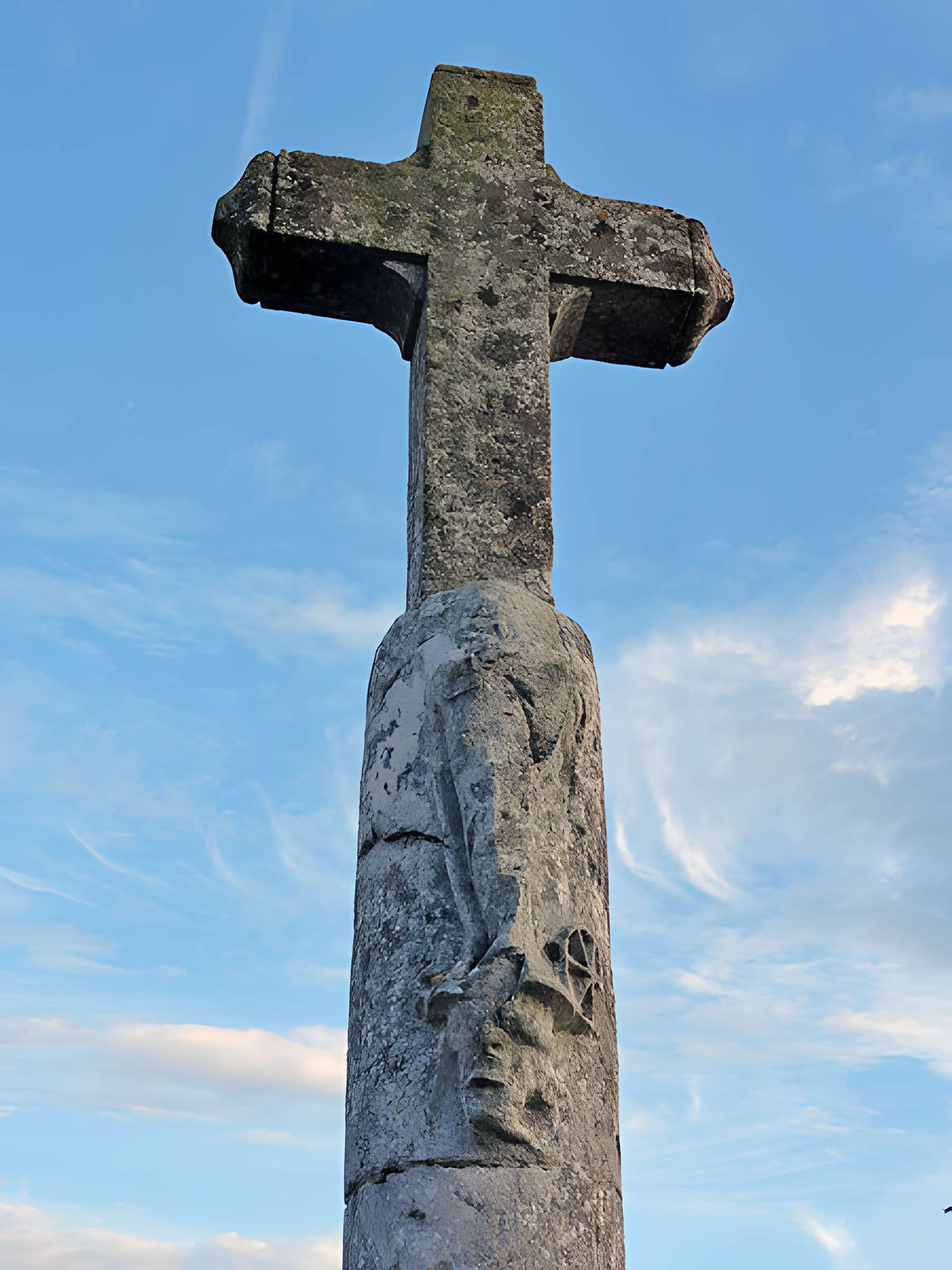 Croix de cimetière du 14s