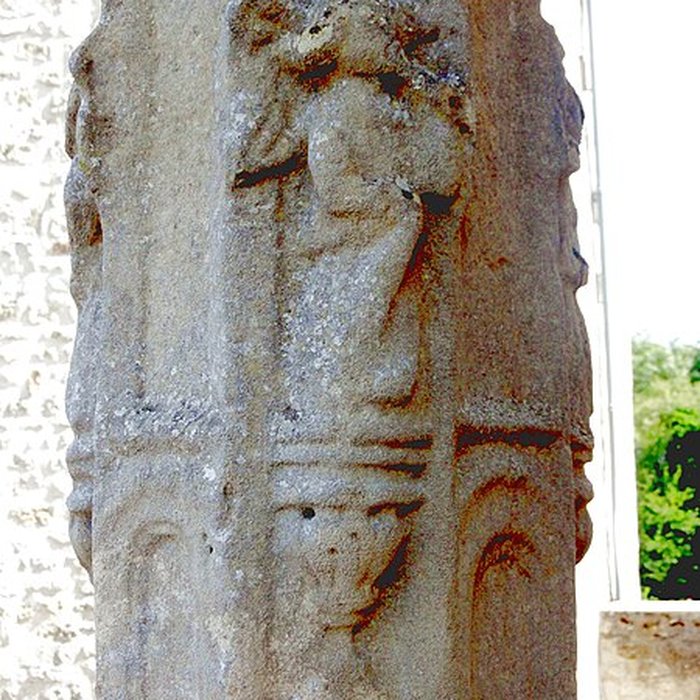 Photo de Croix près de léglise