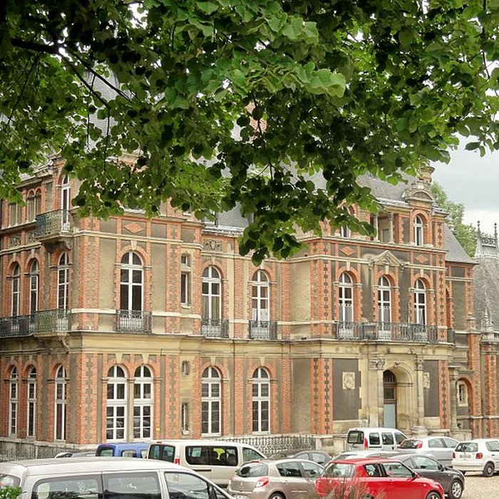 Photo de Château du duc de Dino, de son parc et ses dépendances