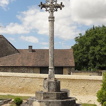 Croix de cimetière du 15s