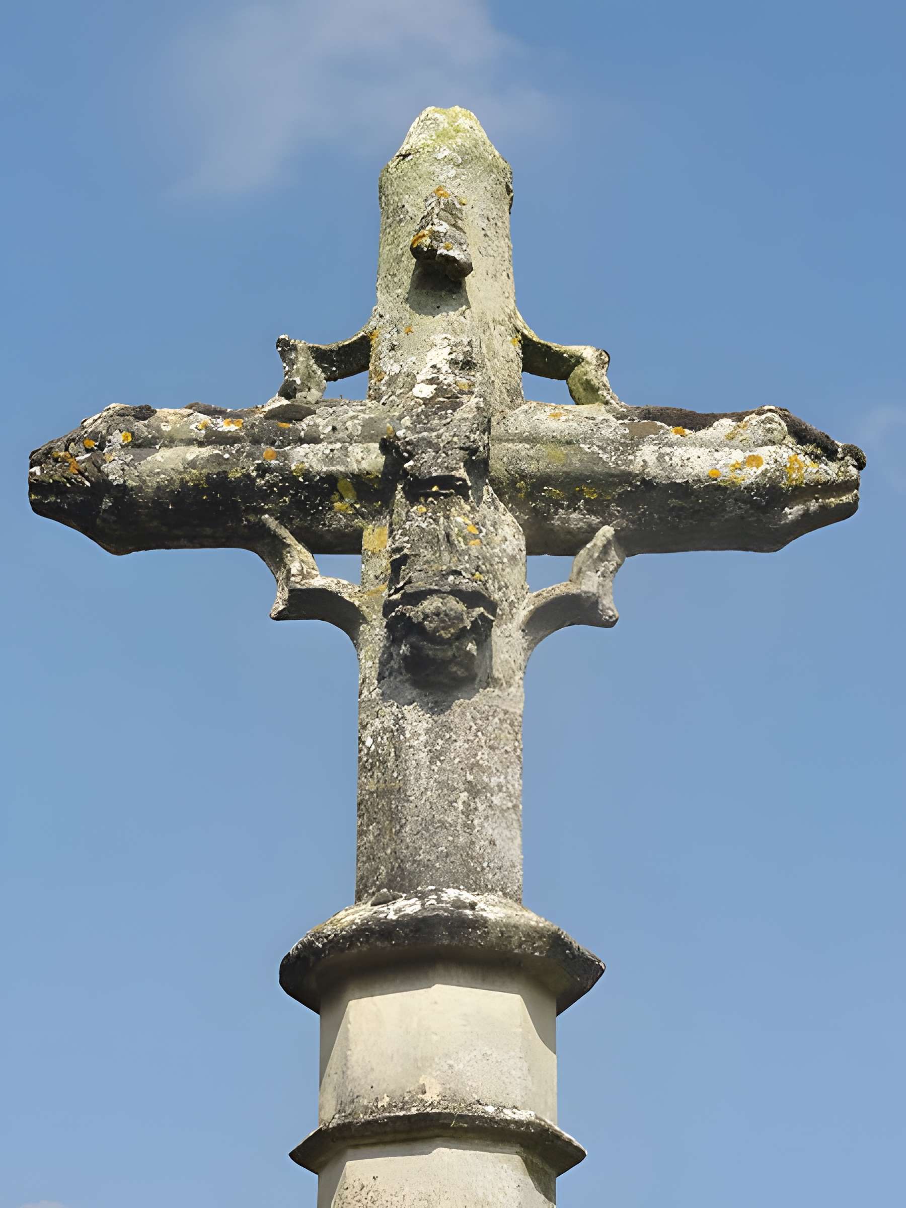 Croix de cimetière