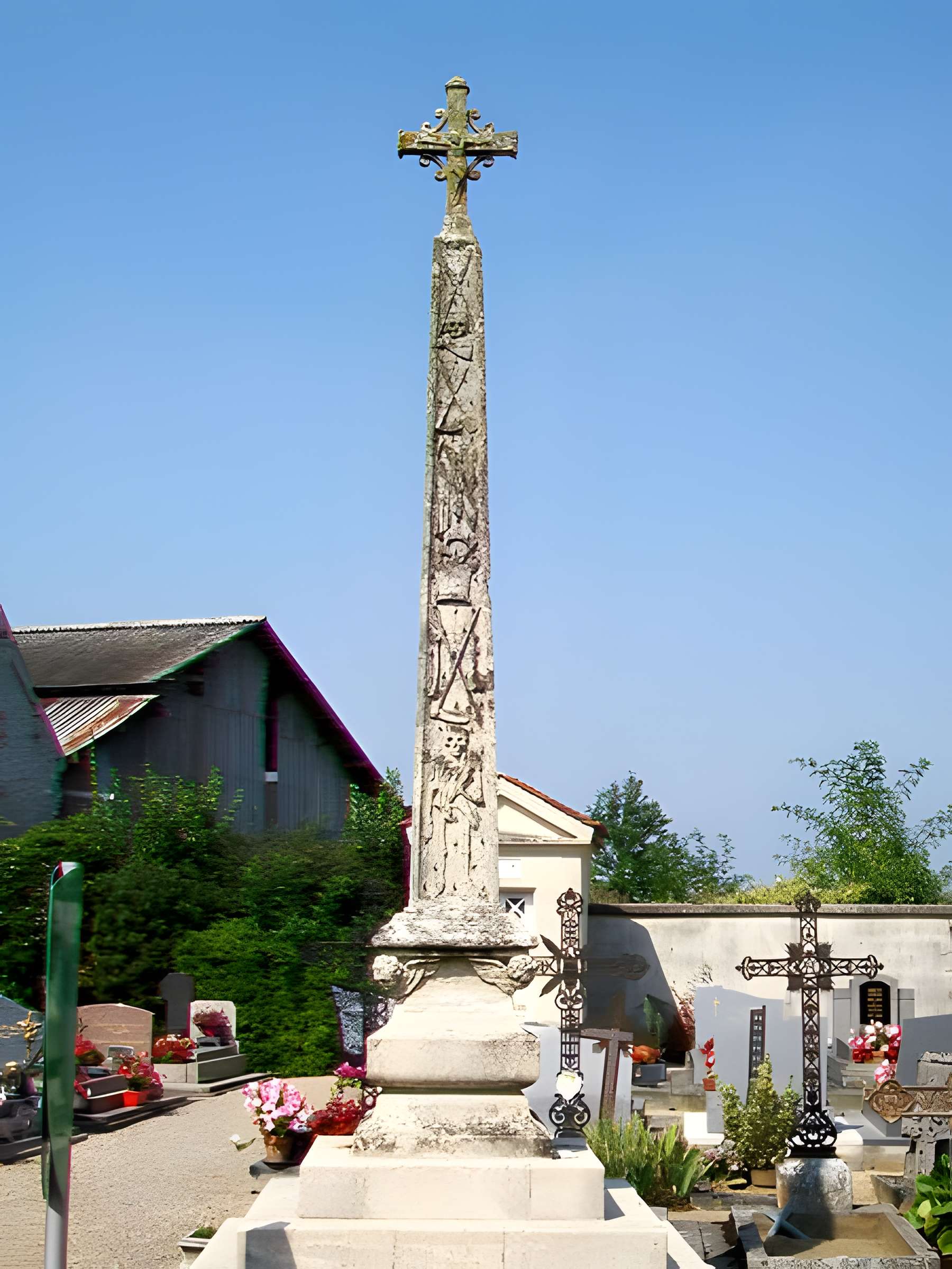 Croix de cimetière