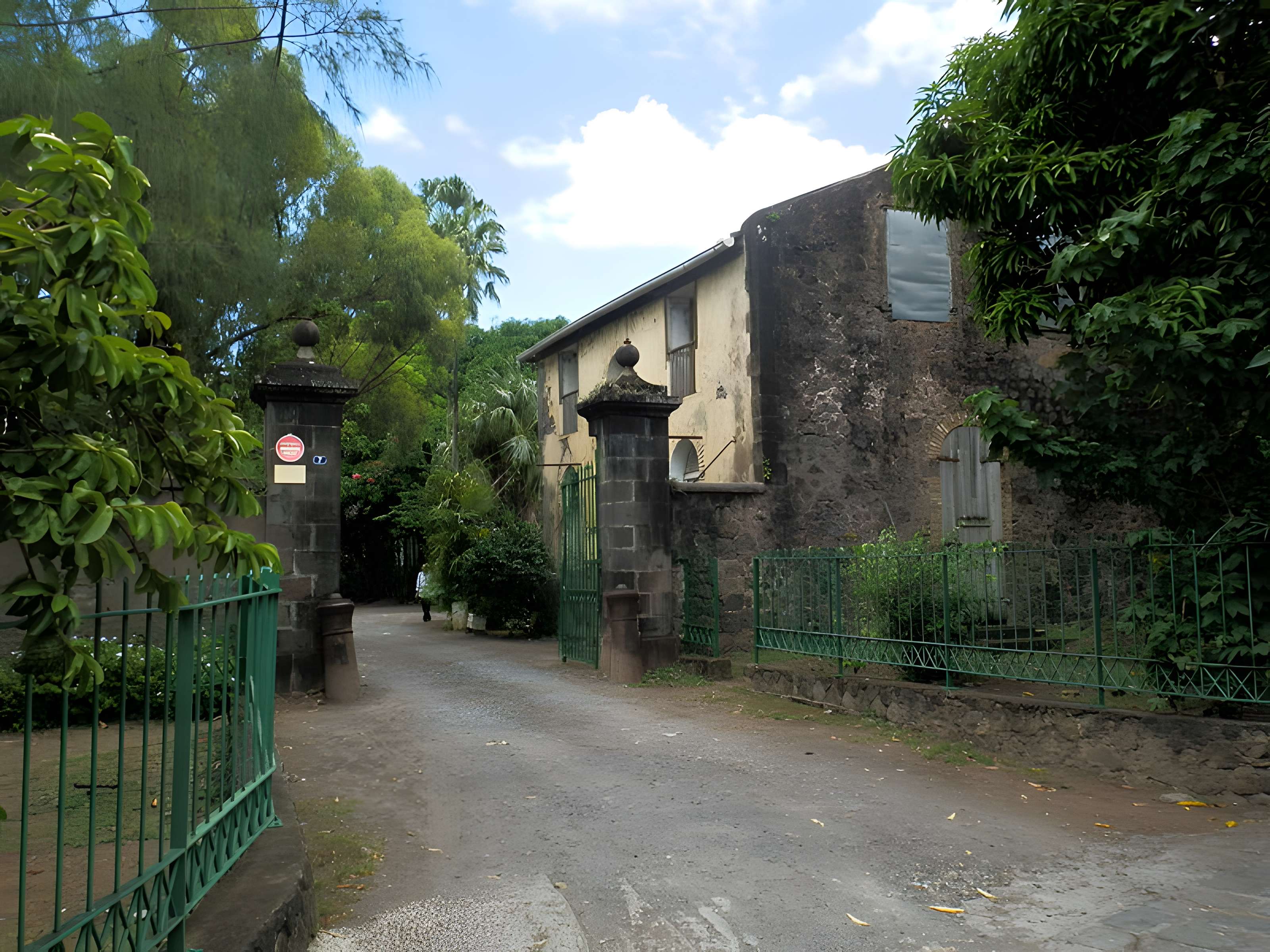 Ancienne caserne d'artillerie dite l'Arsenal