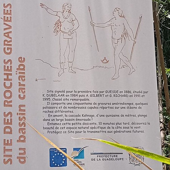 Photo de Site des roches gravées de la rivière Du Plessis