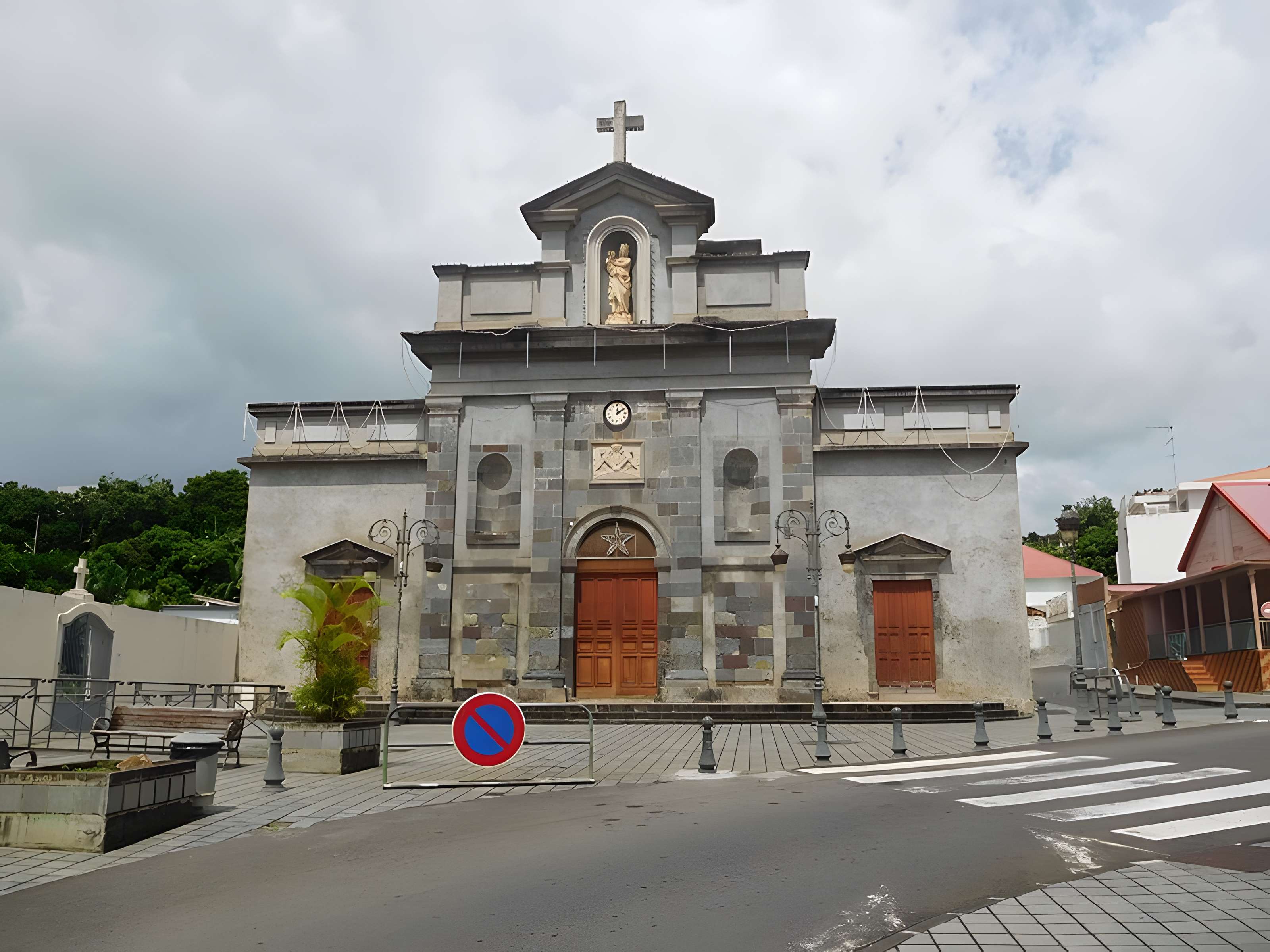 Cathédrale Notre-Dame de Guadeloupe, ancienne église Saint-François