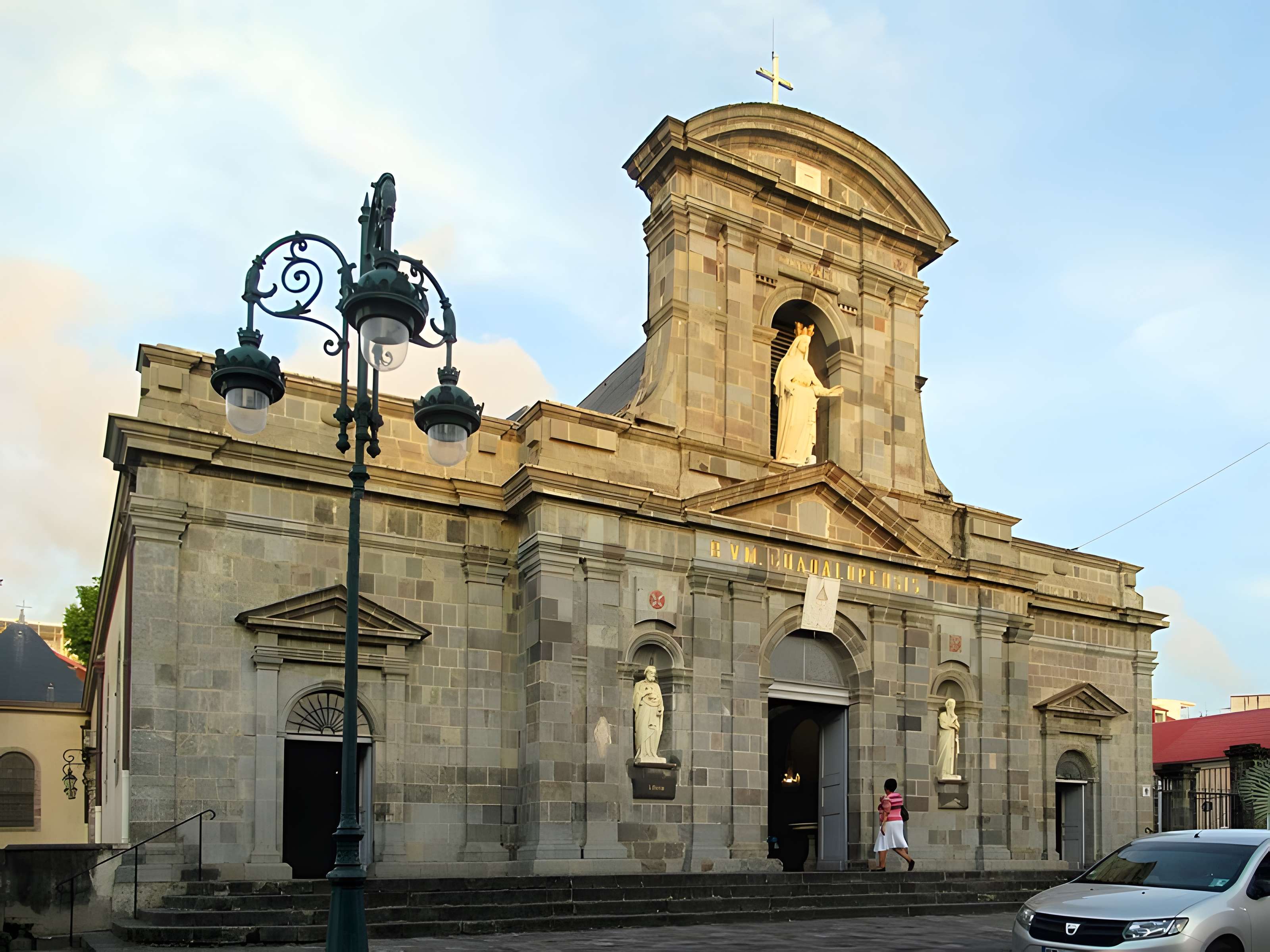 Cathédrale Notre-Dame de Guadeloupe, ancienne église Saint-François