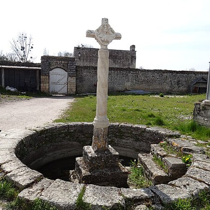 Photo de Restes du prieuré de Saint-Gabriel, puis Centre dapprentissage horticole