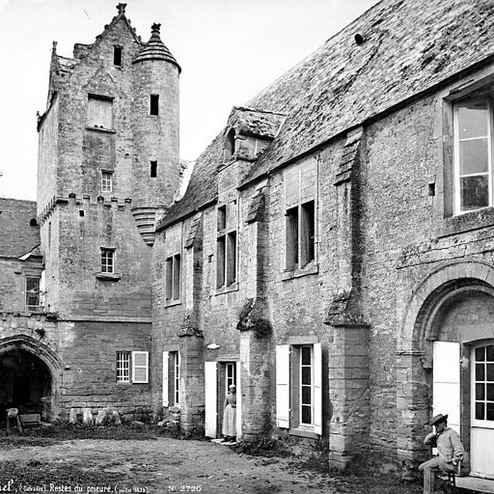 Photo de Restes du prieuré de Saint-Gabriel, puis Centre dapprentissage horticole