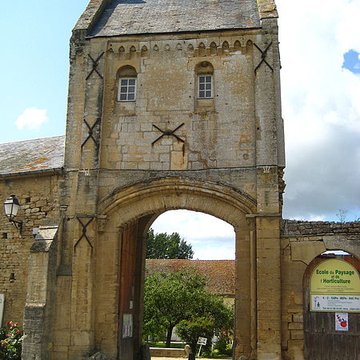 Restes du prieuré de Saint-Gabriel, puis Centre dapprentissage horticole