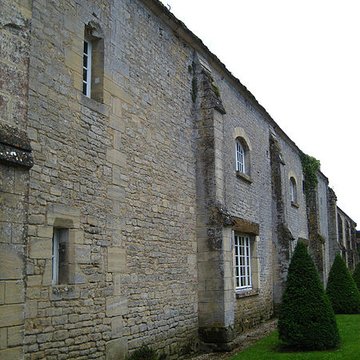 Restes du prieuré de Saint-Gabriel, puis Centre dapprentissage horticole