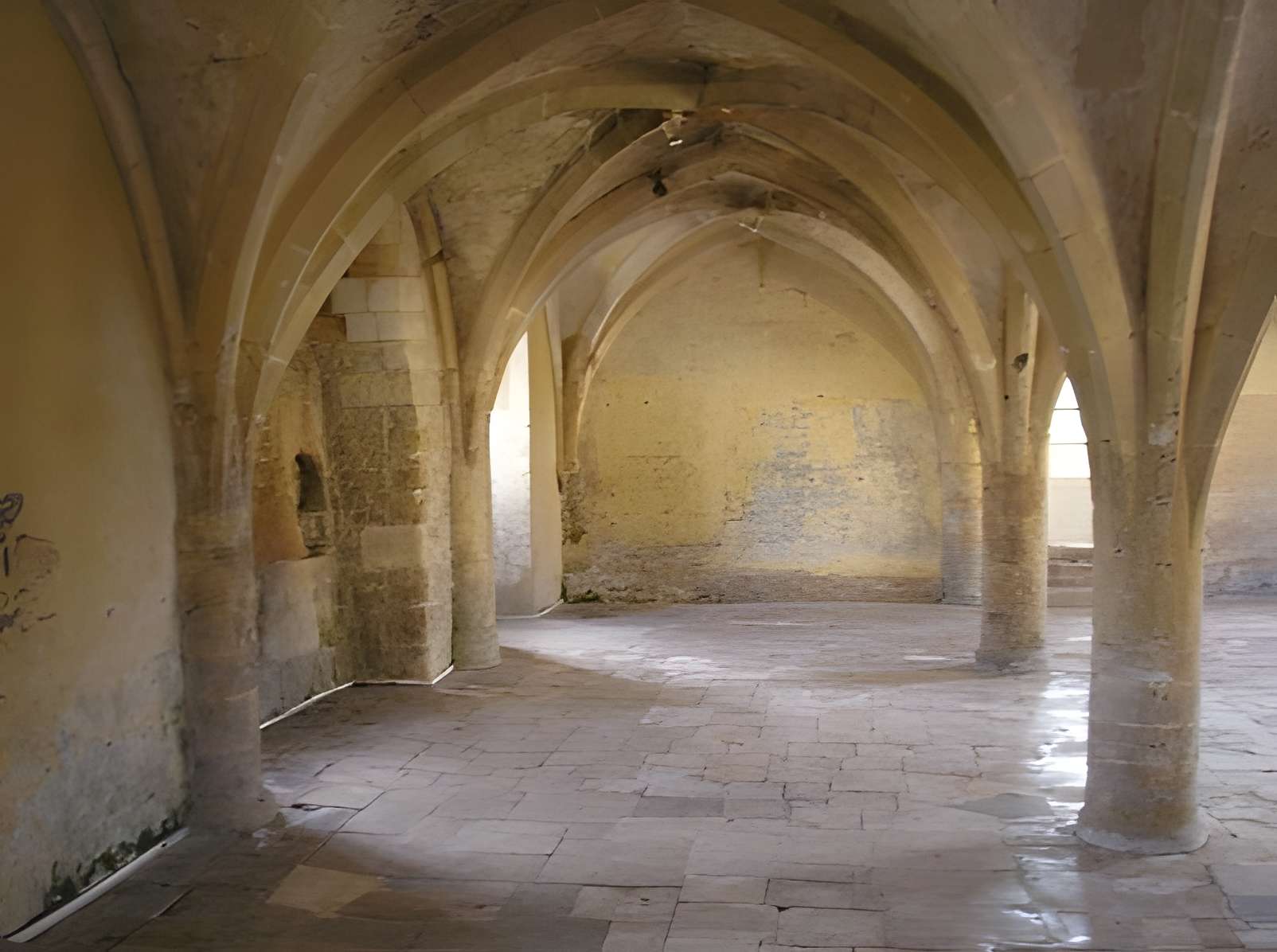 Restes du prieuré de Saint-Gabriel, puis Centre d'apprentissage horticole