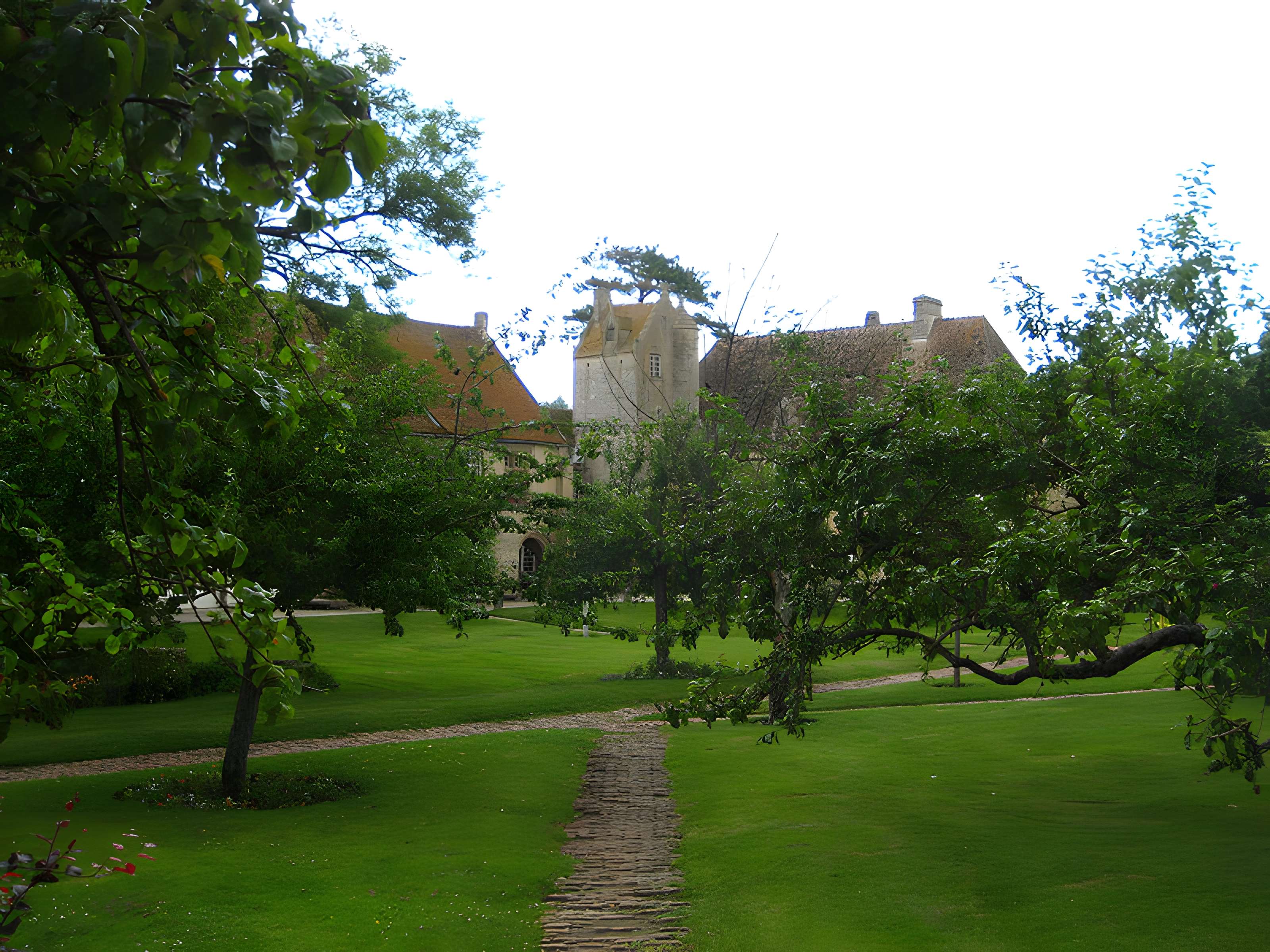 Restes du prieuré de Saint-Gabriel, puis Centre d'apprentissage horticole