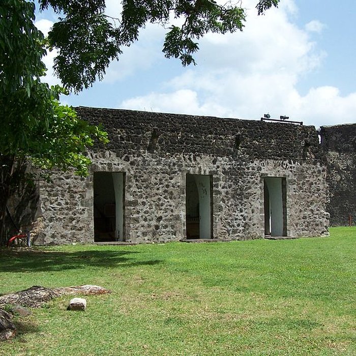 Photo de Fort Saint-Charles, Fort Richepance ou Fort Delgrès, puis laboratoire de vulcanologie