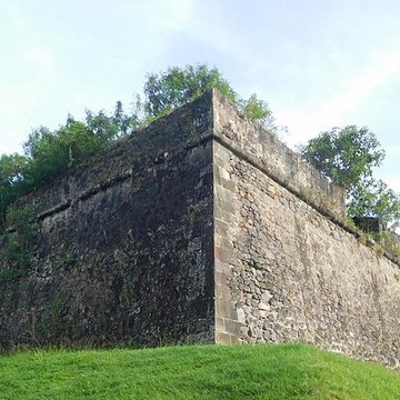 Fort Saint-Charles, Fort Richepance ou Fort Delgrès, puis laboratoire de vulcanologie