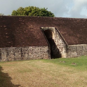 Fort Saint-Charles, Fort Richepance ou Fort Delgrès, puis laboratoire de vulcanologie