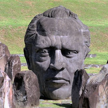 Fort Saint-Charles, Fort Richepance ou Fort Delgrès, puis laboratoire de vulcanologie