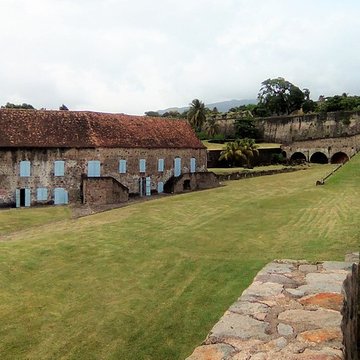 Fort Saint-Charles, Fort Richepance ou Fort Delgrès, puis laboratoire de vulcanologie