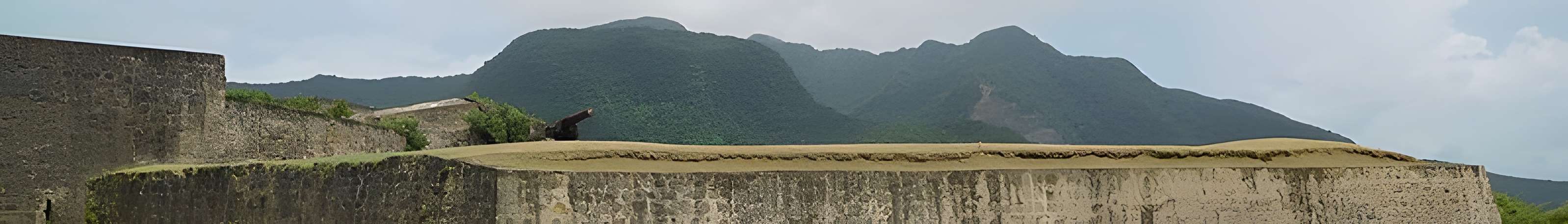 Fort Saint-Charles, Fort Richepance ou Fort Delgrès, puis laboratoire de vulcanologie