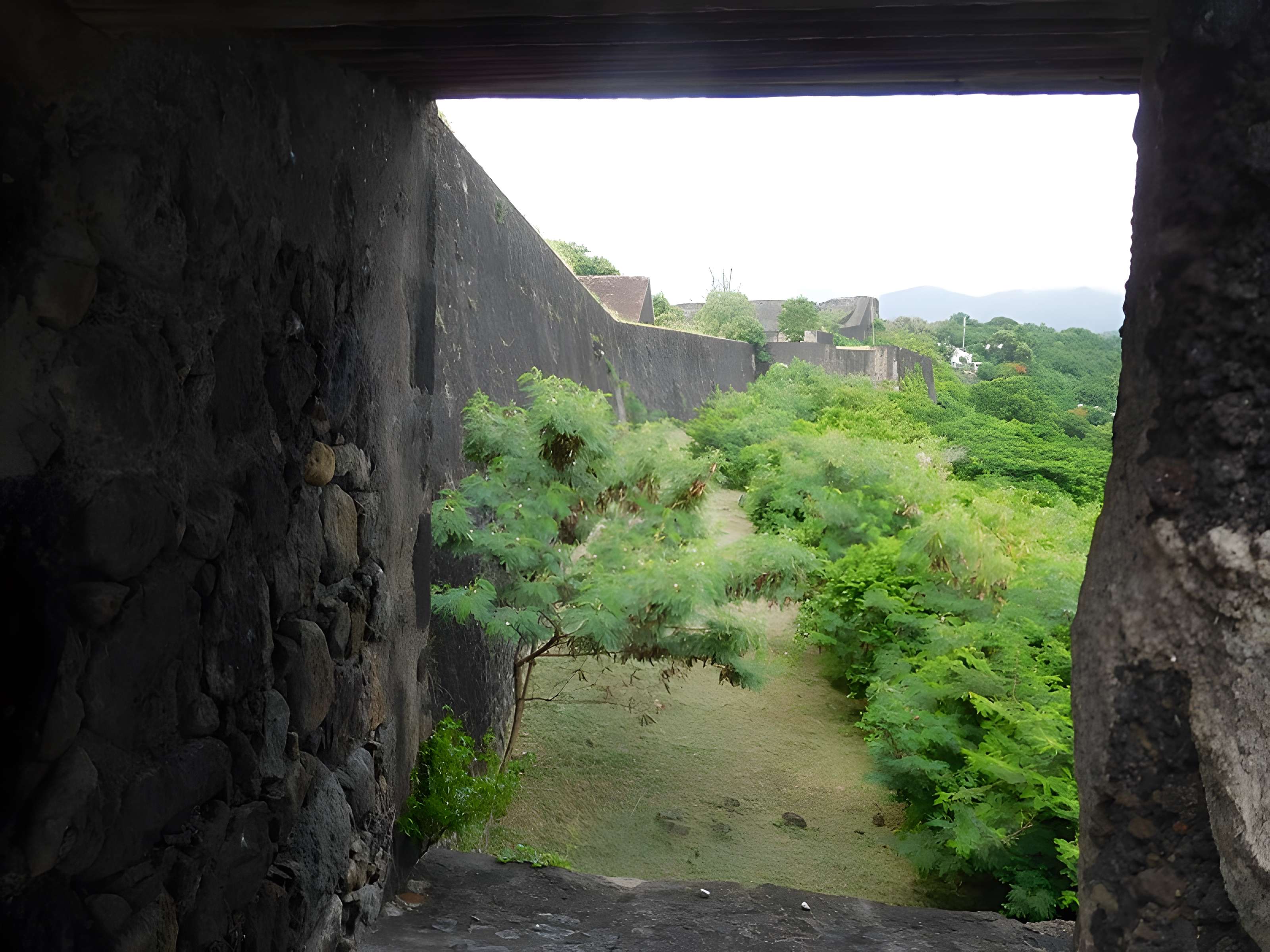 Fort Saint-Charles, Fort Richepance ou Fort Delgrès, puis laboratoire de vulcanologie