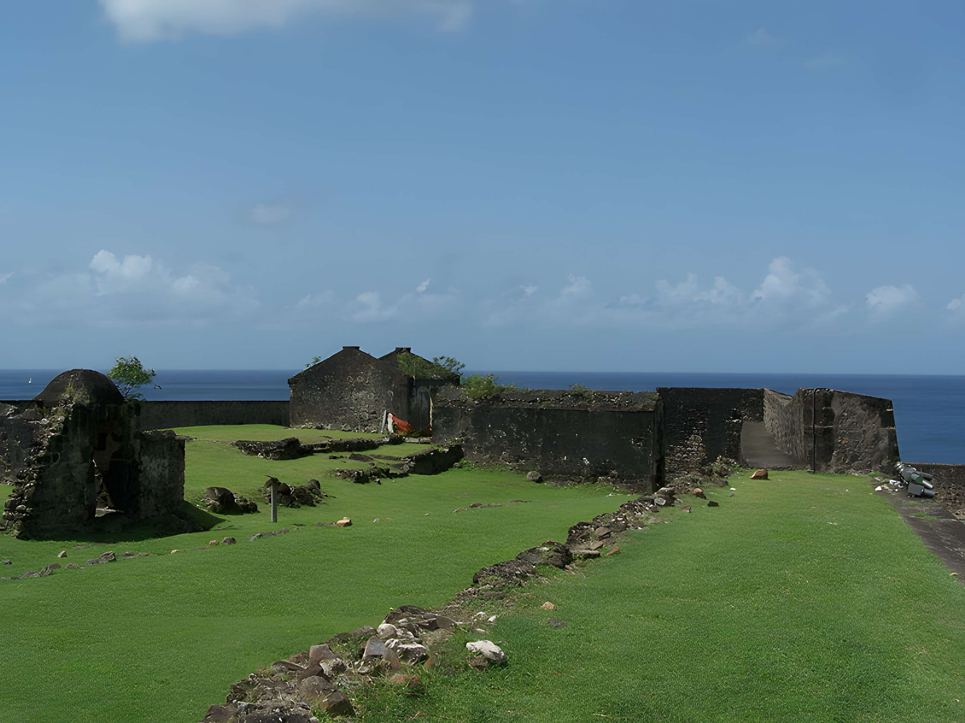 Fort Saint-Charles, Fort Richepance ou Fort Delgrès, puis laboratoire de vulcanologie