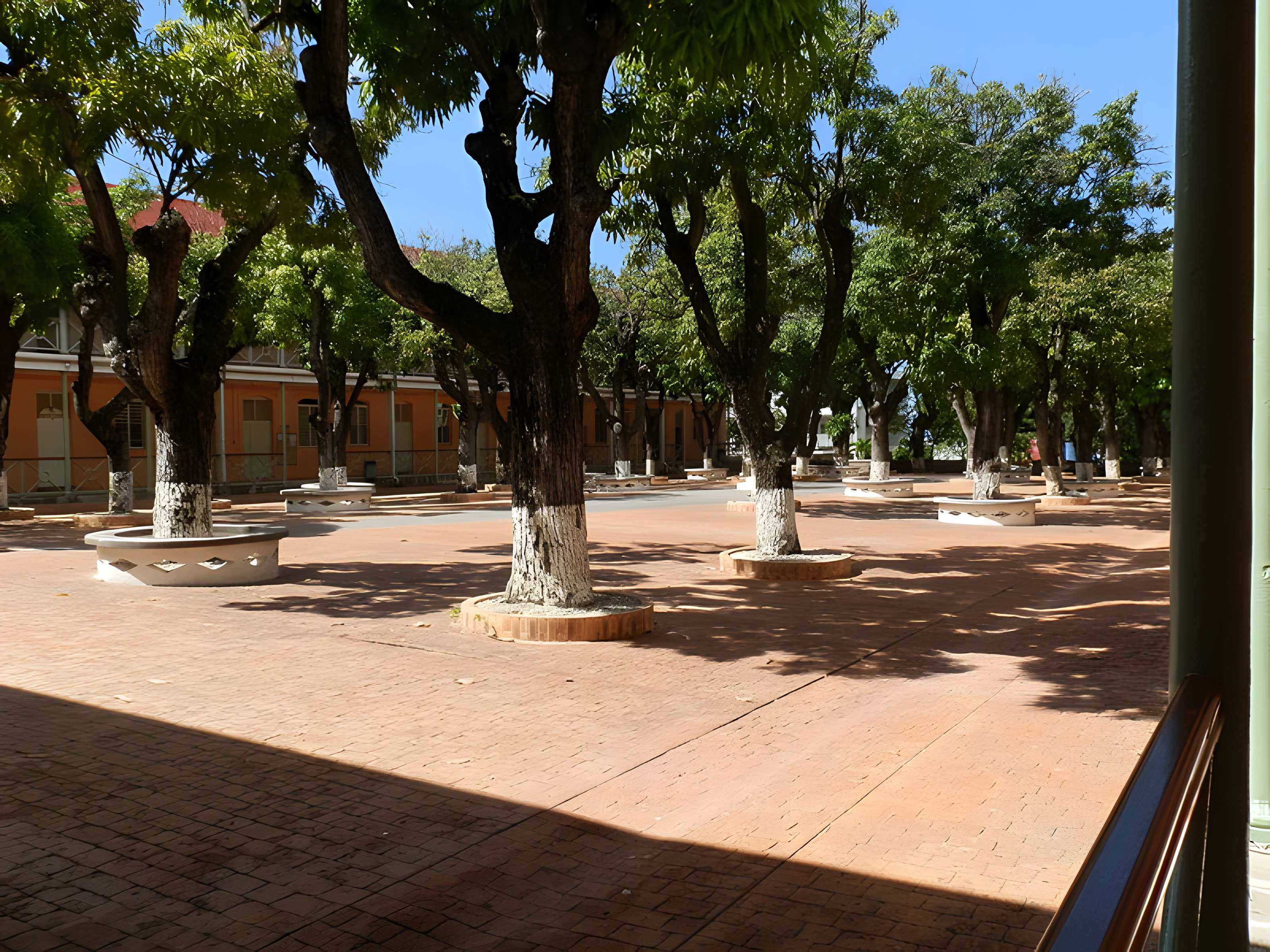 Lycée Gerville-Réache