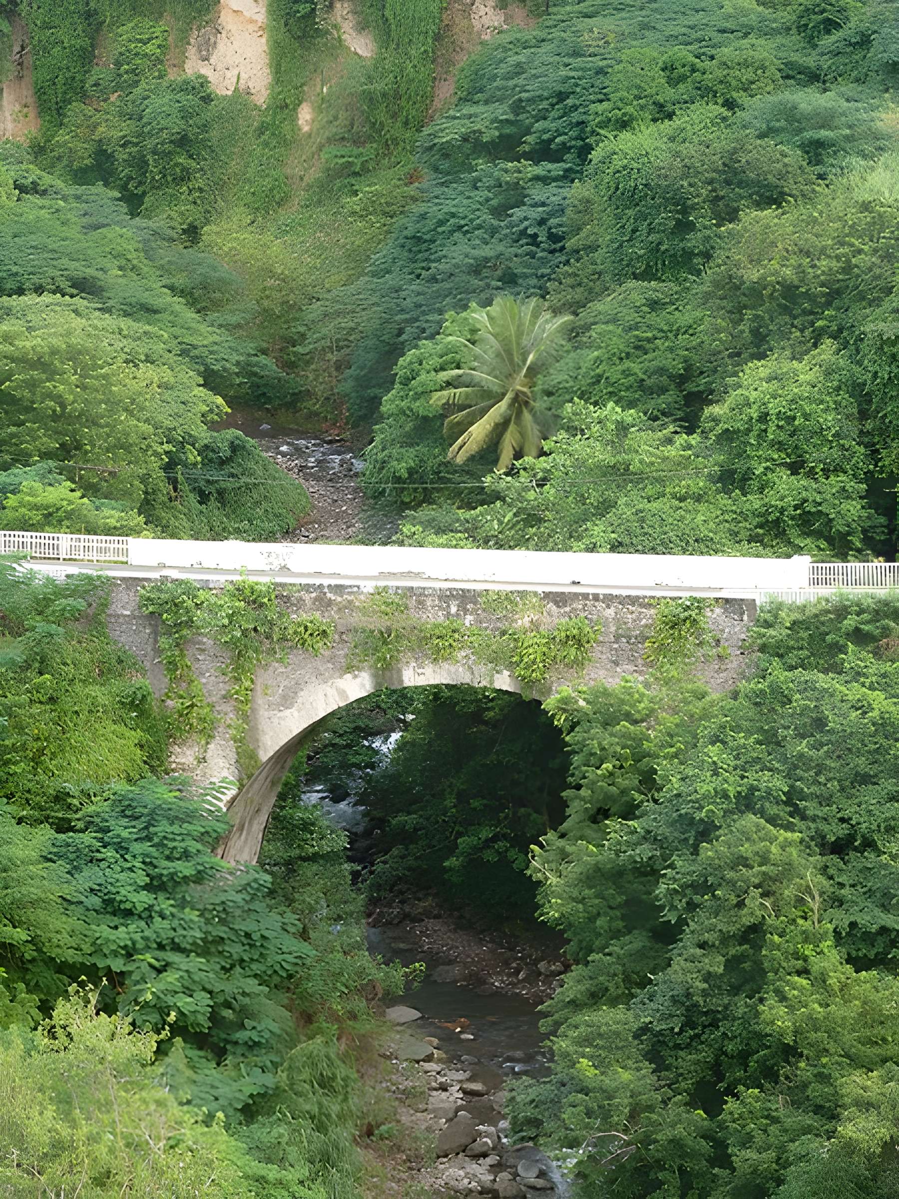 Pont sur le Galion