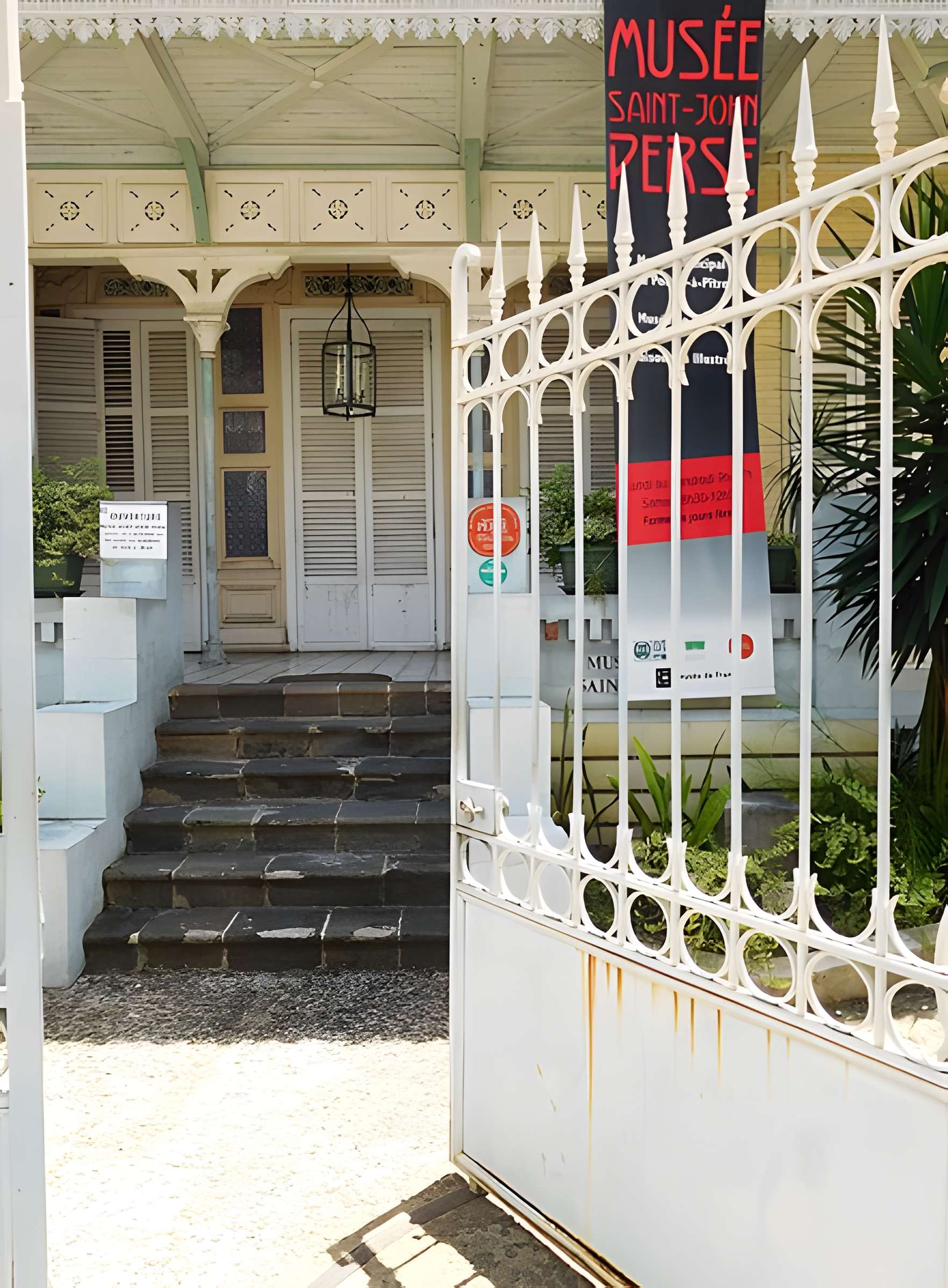 Maison dite Maison Pagès, actuellement musée Saint-John Perse