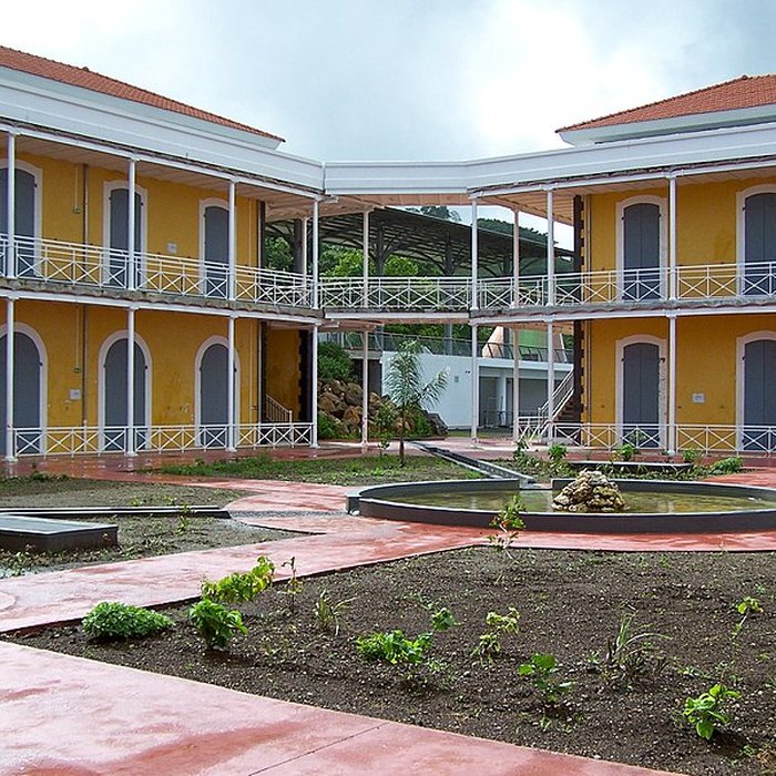 Photo de Ancien hôpital militaire du Camp Jacob, situé au Morne Houël, entre le chemin départemental 9 et le chemin départemental 11