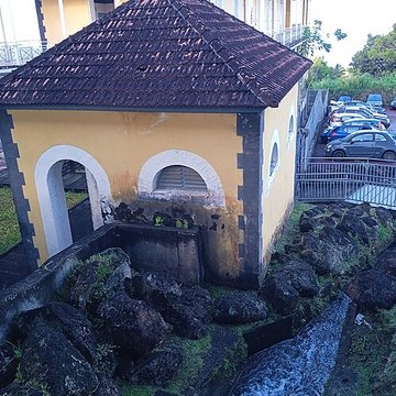 Ancien hôpital militaire du Camp Jacob, situé au Morne Houël, entre le chemin départemental 9 et le chemin départemental 11