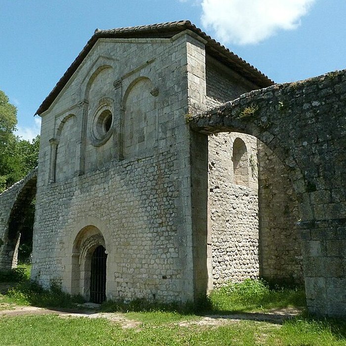 Photo de Prieuré du Val des Nymphes