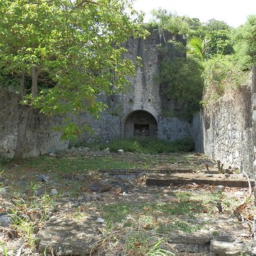 Ancien four à chaux