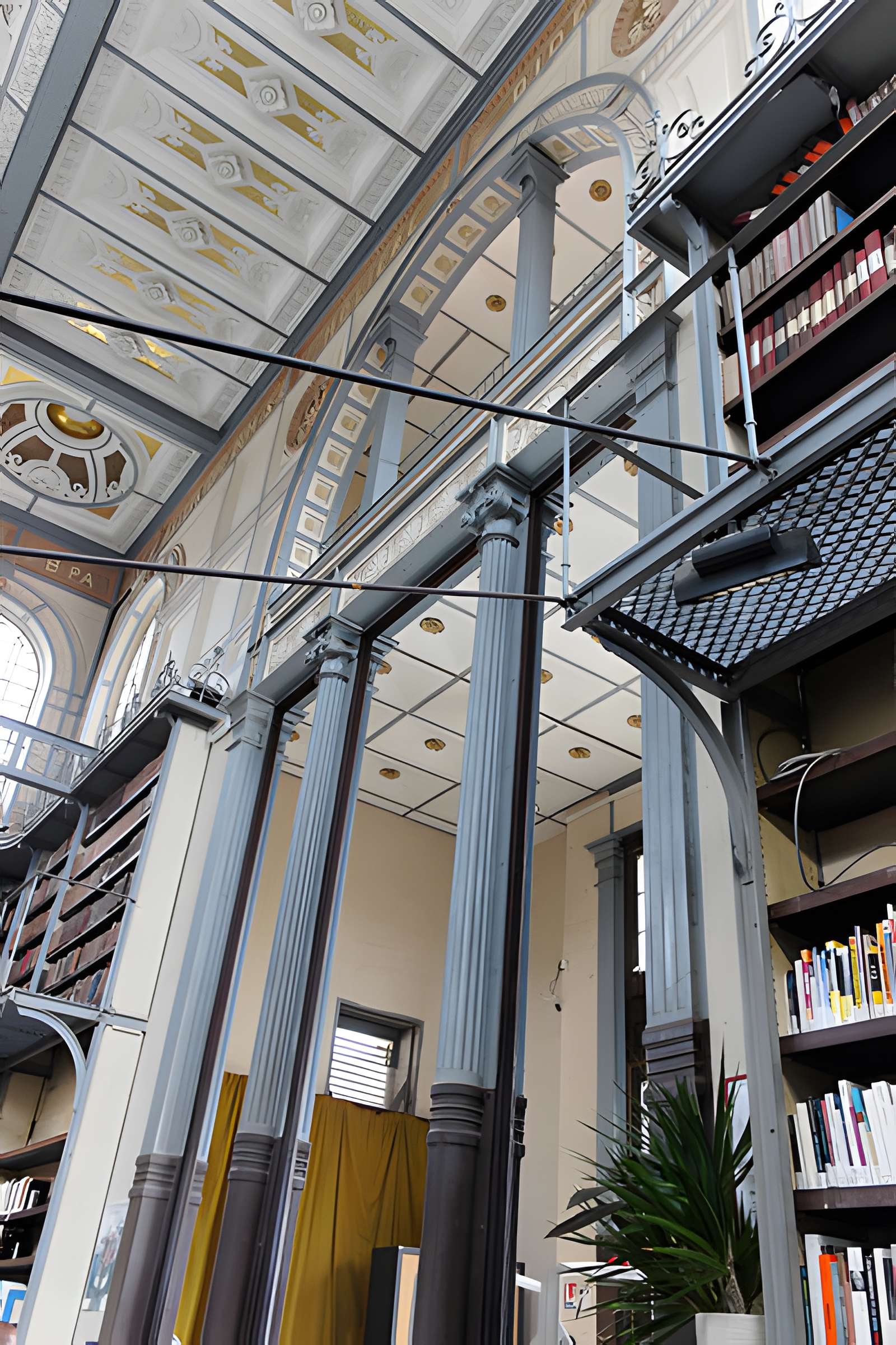 Bibliothèque Schoelcher