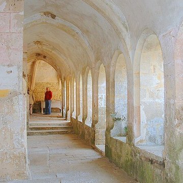 Prieuré Notre-Dame de Vausse