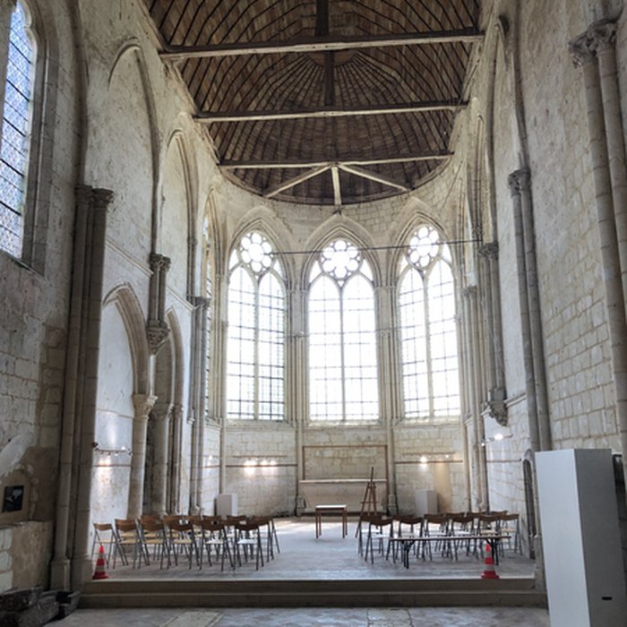 Photo de Prieuré Sainte-Gauburge de Saint-Cyr-la-Rosière