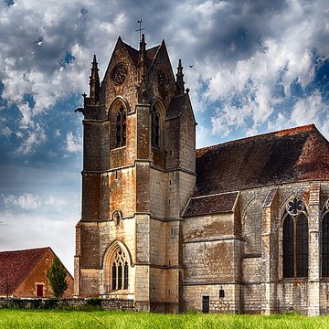 Prieuré Sainte-Gauburge de Saint-Cyr-la-Rosière