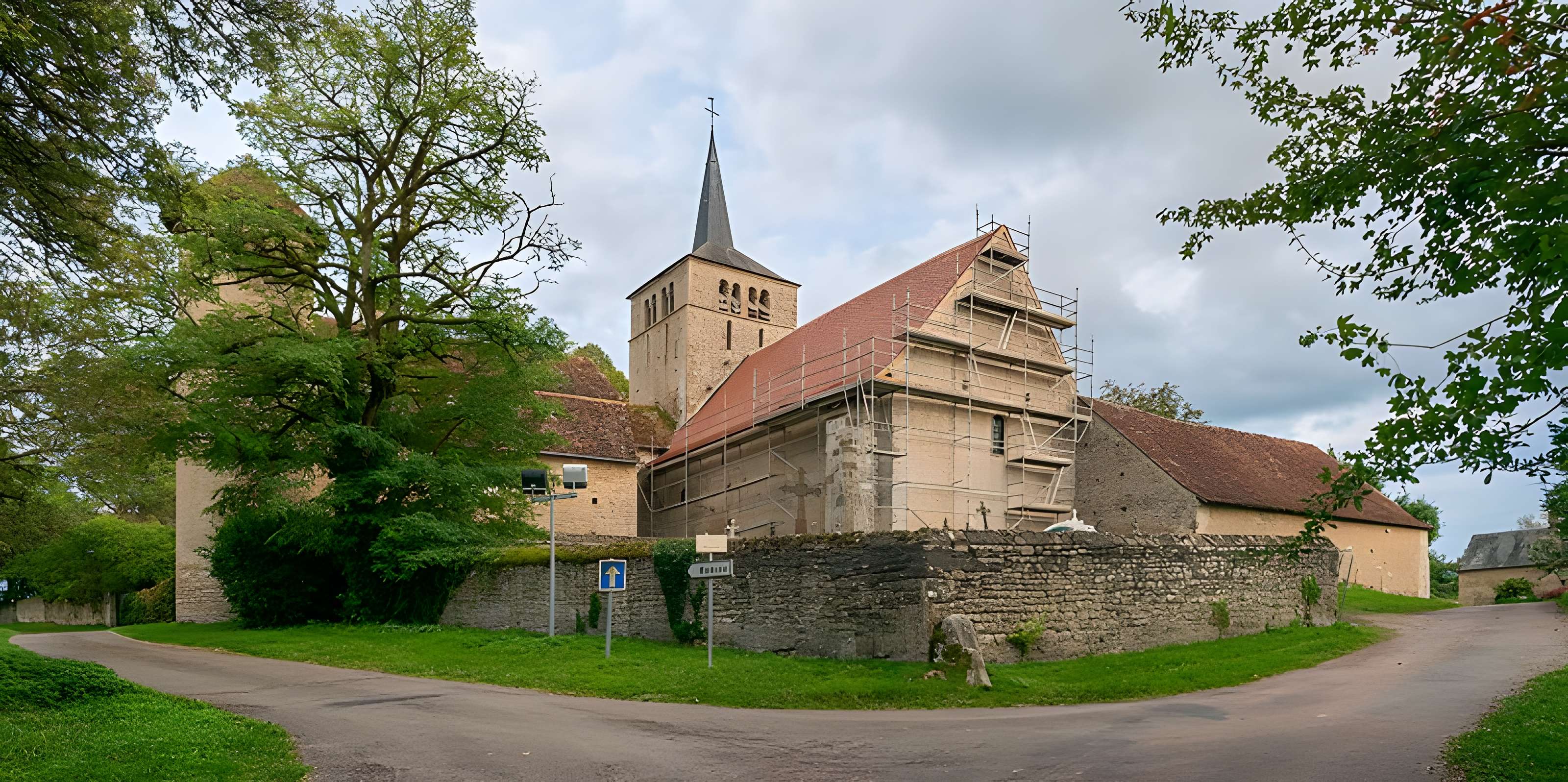 Prieuré Saint-Hilaire de Commagny
