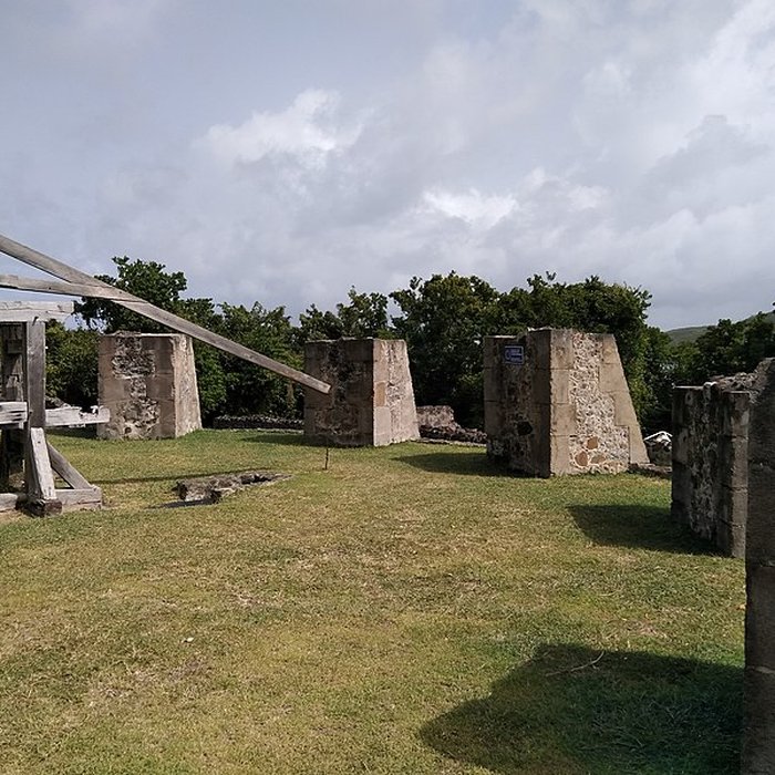 Photo de Habitation sucrière, dite Château-Dubuc, sur la presquîle de la Caravelle