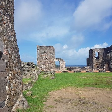 Habitation sucrière, dite Château-Dubuc, sur la presquîle de la Caravelle