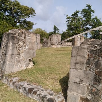 Habitation sucrière, dite Château-Dubuc, sur la presquîle de la Caravelle
