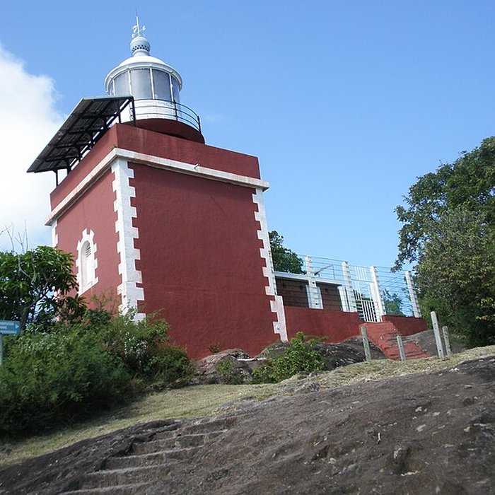 Photo de Phare de la Caravelle, situé pointe de la Caravelle