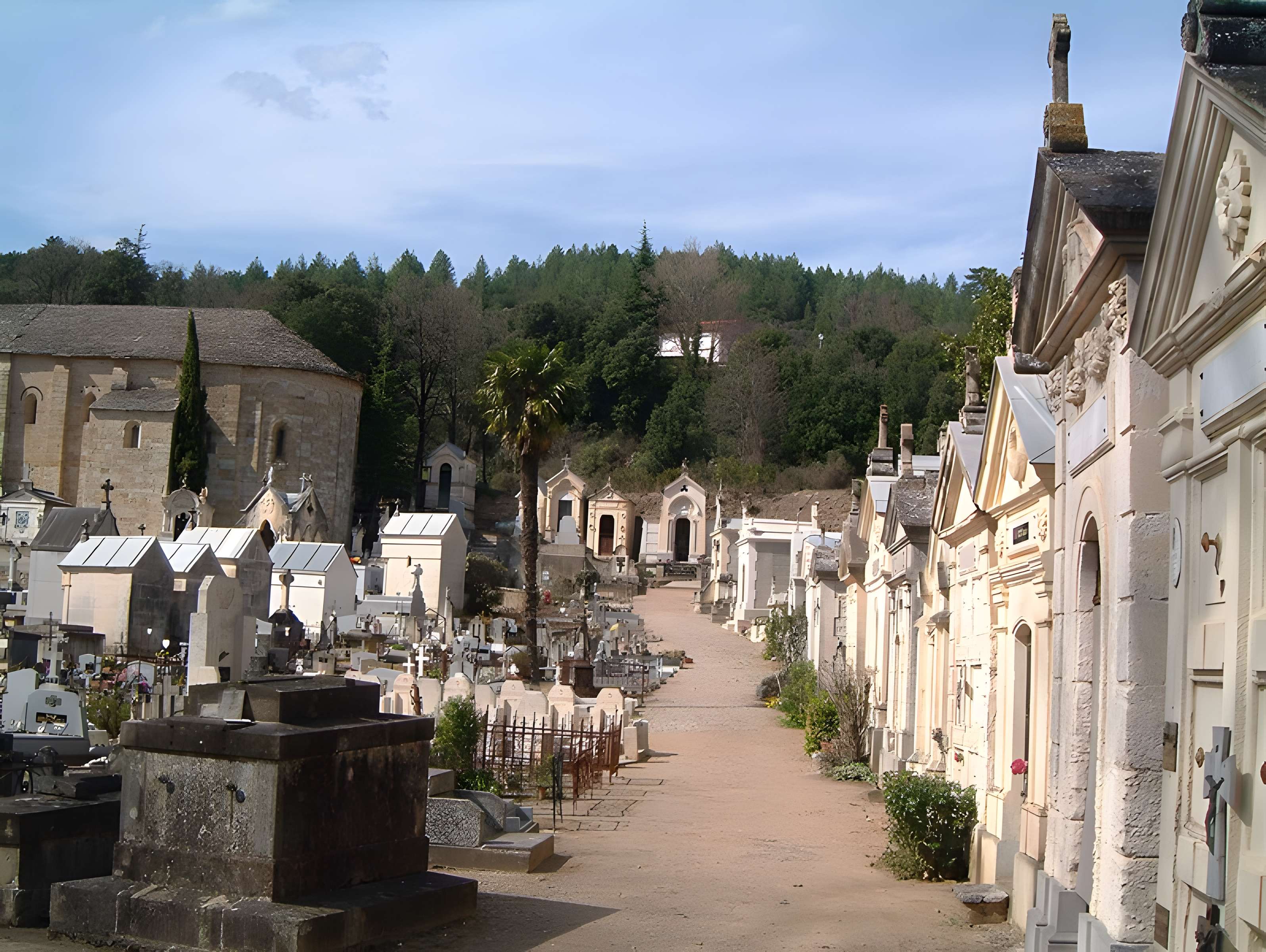 Prieuré Saint-Pierre-de-Rhèdes de Lamalou-les-Bains