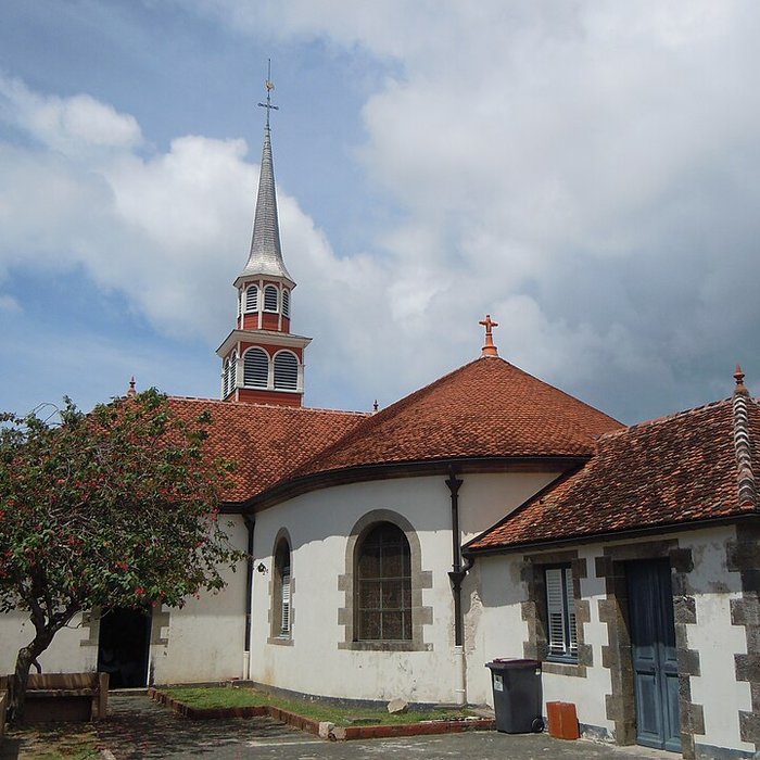 Photo de Église paroissiale Saint-Henri