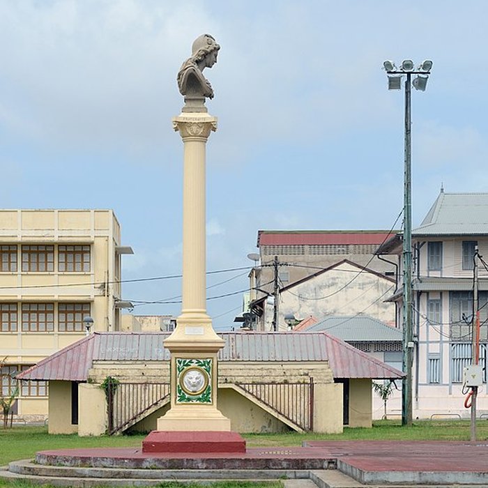Photo de Place de lEsplanade, dite place des Palmistes