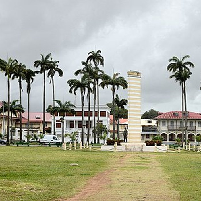 Photo de Place de lEsplanade, dite place des Palmistes