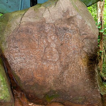 Roches gravées de la Montagne Favard
